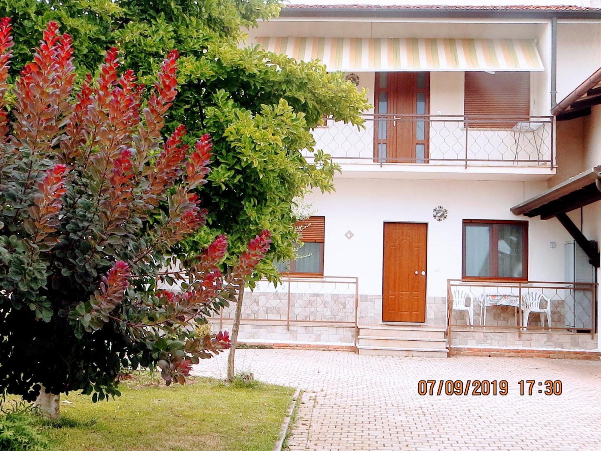 Bed and Breakfast 5 Palme Terzo d' Aquileia Екстер'єр фото